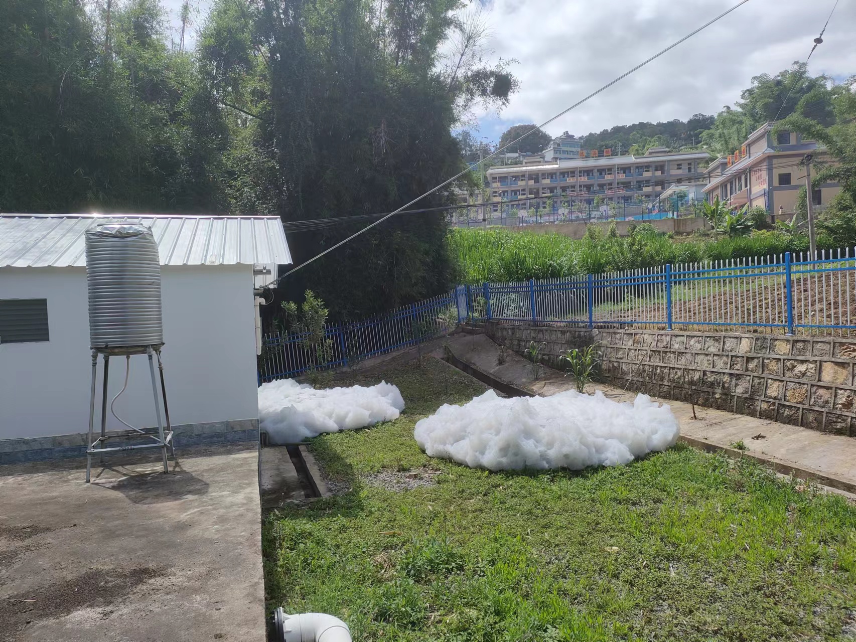 云南永德縣美麗鄉(xiāng)村污水處理設備